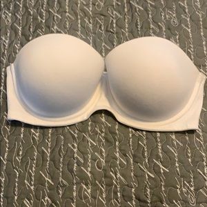 VS Strapless Bra